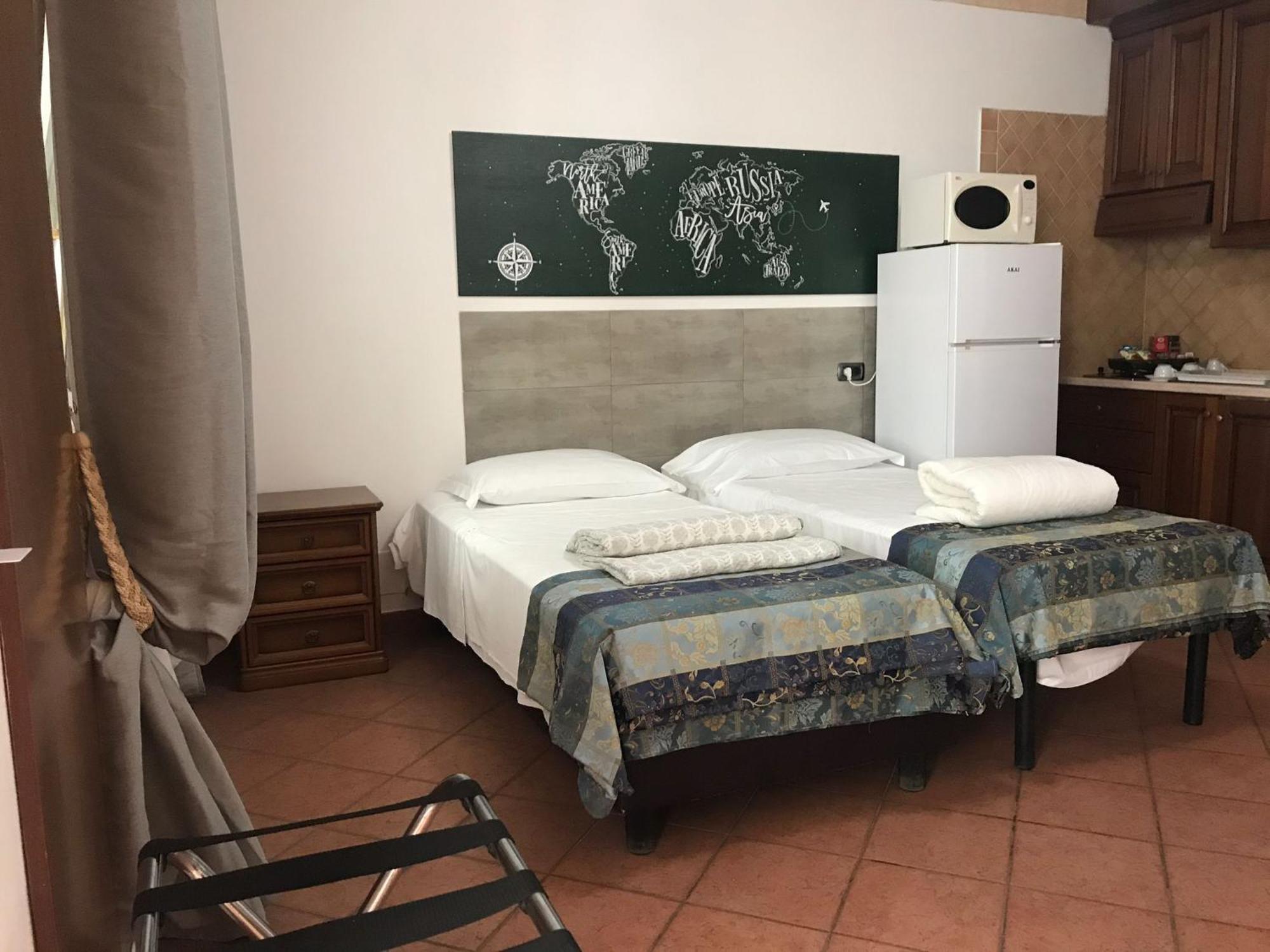 Euro House Inn Airport Fiumicino Exteriör bild