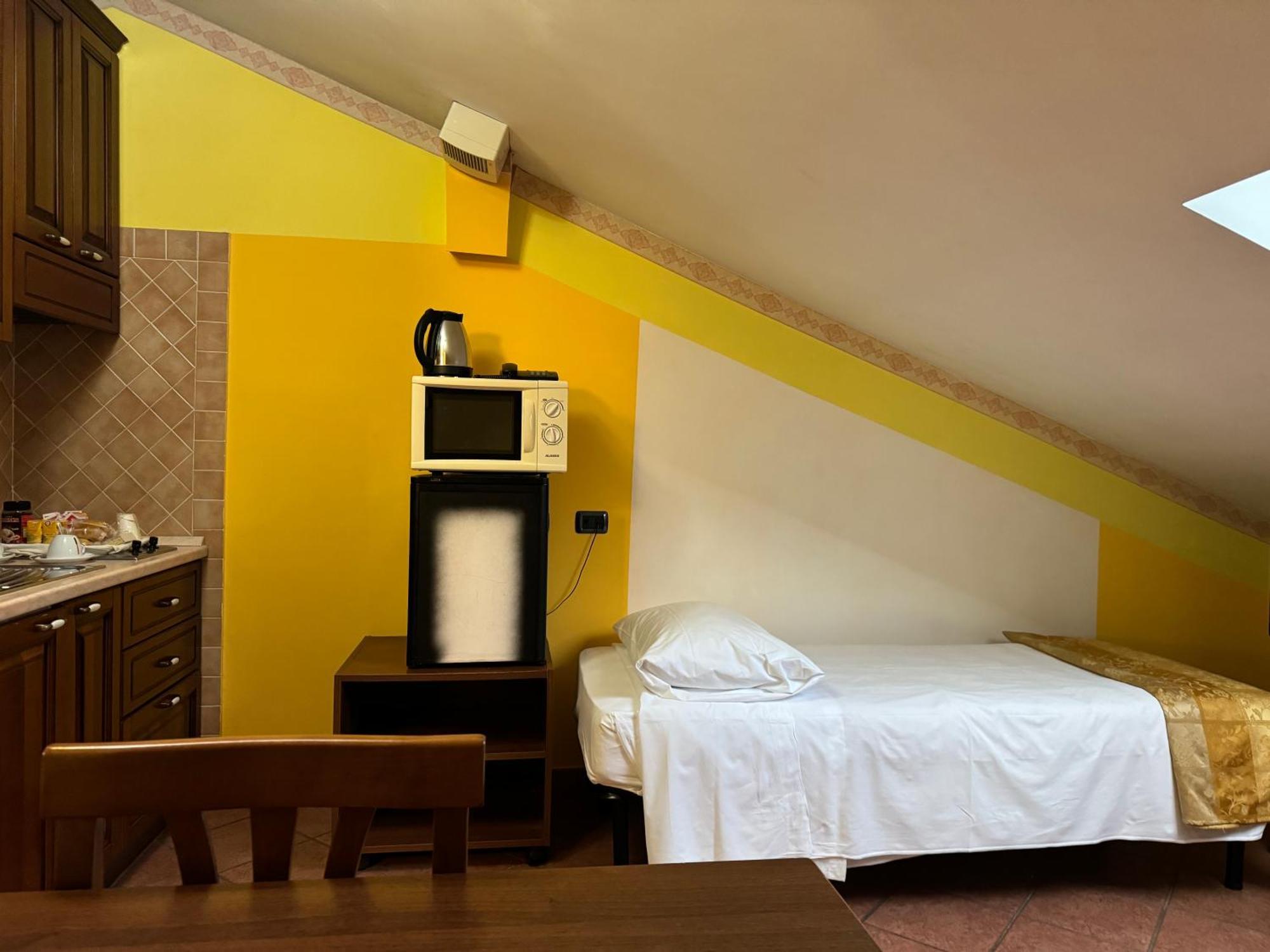 Euro House Inn Airport Fiumicino Exteriör bild